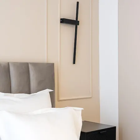 The Artist 2bdr Center Apartment Bucharest