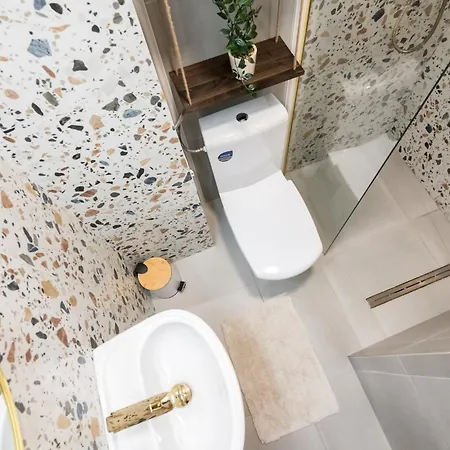 The Artist 2bdr Center Apartment Bucharest