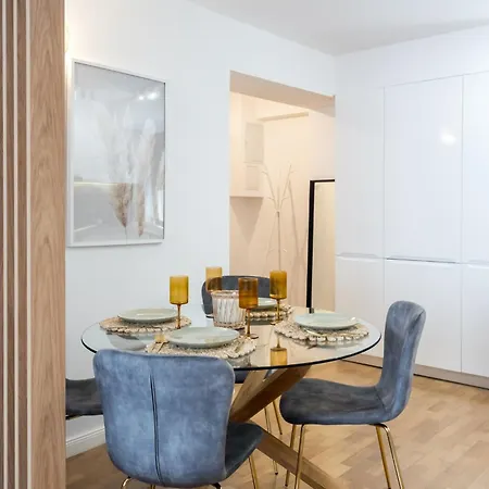 Apartment The Artist 2bdr Center *